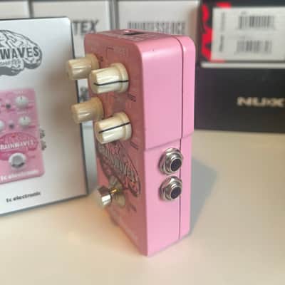 TC Electronic Brainwaves Pitch Shifter 2019 - Present - Pink image 2