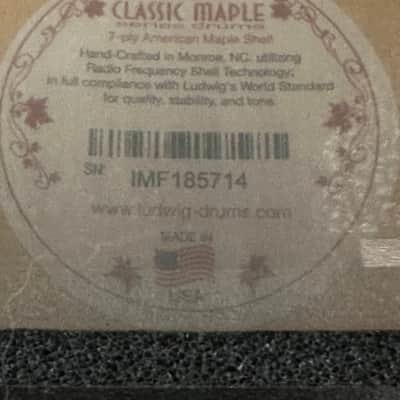 Ludwig Classic Maple 2020's - Silver Sparkle image 10