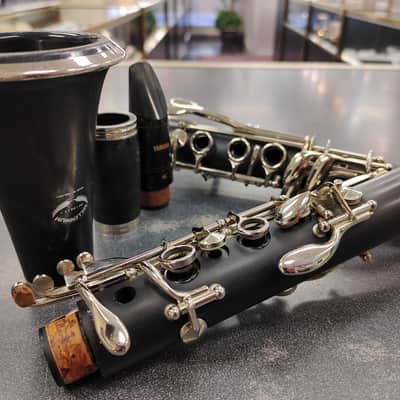 Millennium Winds Bb Student Clarinet with Yamaha 4C Mouthpiece 2020's - Black image 8