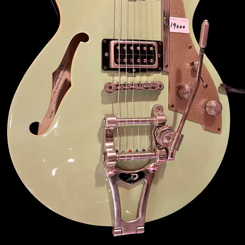 2000s Duesenberg Starplayer TV Surf green