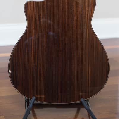 Larrivee LV-10 E 2002 - Mint image 10