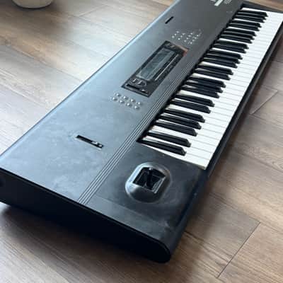 Korg M1 61-Key Synth Music Workstation 1990s - Black image 2