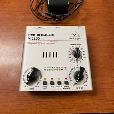Behringer Tube Ultragain MIC200 Vacuum Tube Modeling Preamplifier