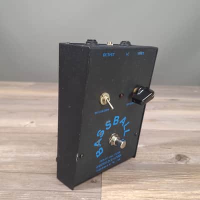 Electro-Harmonix Bassballs Twin Dynamic Filter (USED) image 2