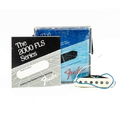 Fender 016730 Strat Single Coil Pickup White Cover w/ Non-Original Case image 1