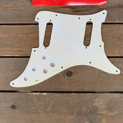 Real Life Relics Lead II [2] Pickguard Aged White 1 Ply 11 Hole.  (PGAI4)