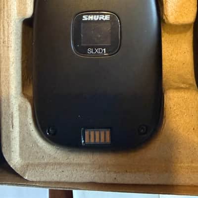 Shure SLXD14/153T Headset Wireless Microphone System, J52 Band image 4