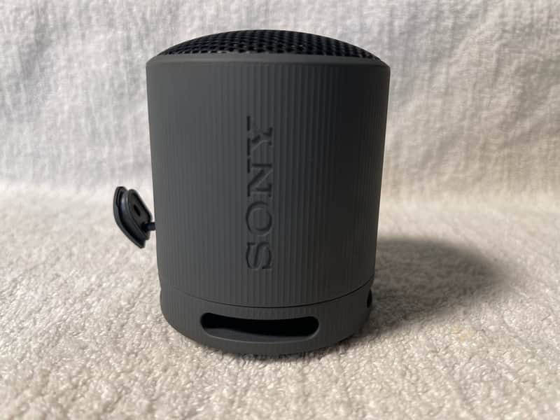 Sony XB100 Compact 2020 - Black image 1