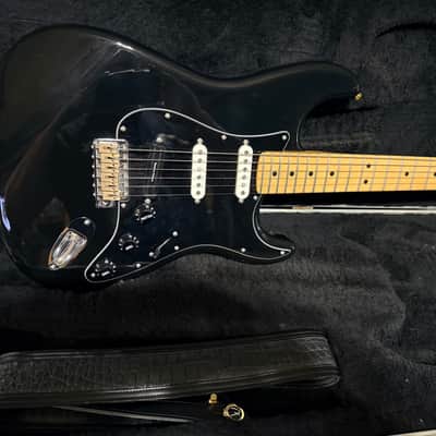 Fender Stratocaster image 2