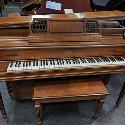 Lowrey Piano with grand lid 70s - Walnut image 1