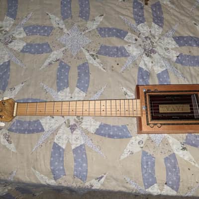 Carol Custom Guitars. cbg. Java. 6string.sounds great. looks beautiful java 2022 - Golden Pecan image 3