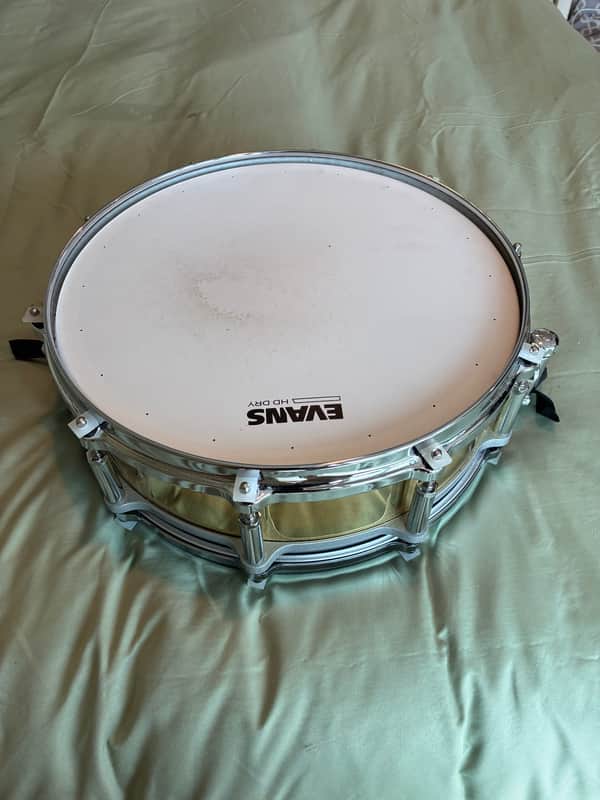 Pearl 5x14 floating shell brass snare drum 2010's - brass image 1