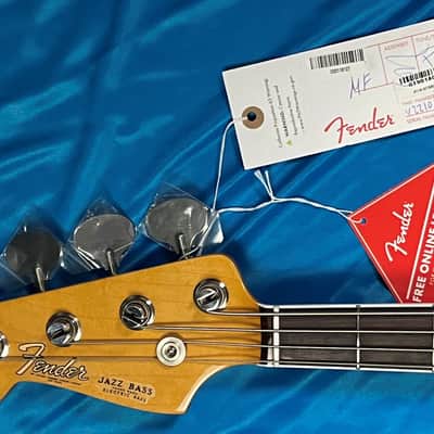 Fender AM. Vintage II '66 Jazz LEFTY, 3 Tone Sunburst w/ Rosewood image 3