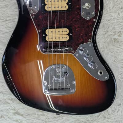 Fender Kurt Cobain Jaguar® Right-Handed, Rosewood Fingerboard, 3-Color Sunburst image 3