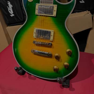 Vintage Guitars V100 30 ANNIVERSARY GREEN BURST W/ Bag image 3
