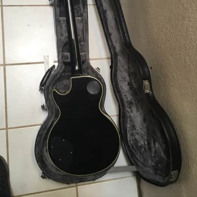 Samick  les paul custom   1987 Black  very rare the samick lawsuit headstock image 7