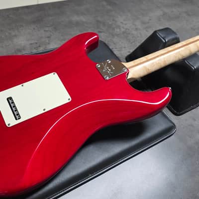Fender Custom Shop Deluxe Stratocaster Candy Apple Red HSS AAA Flame USA image 11