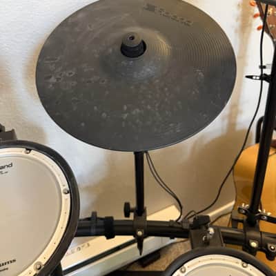 Roland TD-17KVX V-Drum Kit with Mesh Pads + Vic Firth sticks + TAMA iron cobra hi hat stand + Pearl P930 kick drum pedal imagen 13