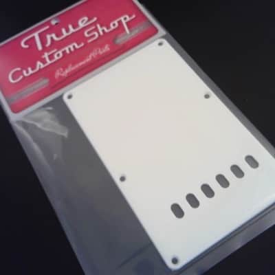 True Custom Shop® 1 ply Matte WHITE 6 Hole Tremolo Cover for Fender Stratocaster image 3