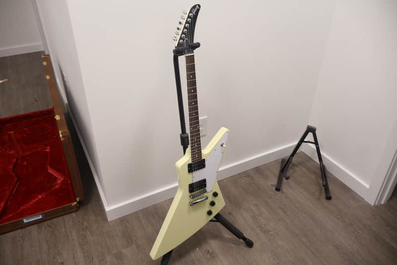 Gibson '70s Explorer 2020 - Present - Classic White