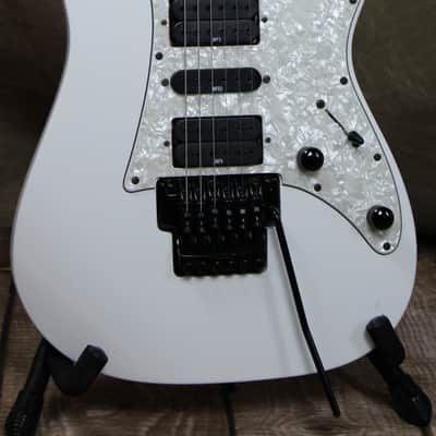 Ibanez RG350DX - White - Electric Guitar w/HC - 2005 image 1