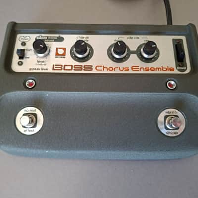 Boss CE-1 Chorus Ensemble 1977 220V image 2