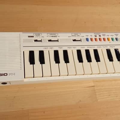 Casio PT-1 29-Key Mini Synthesizer 1982 White image 2