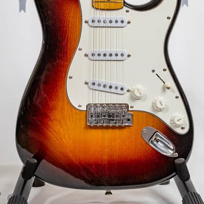Daion Performer Series 500YB - Yellow Sunburst - Stratocaster image 2