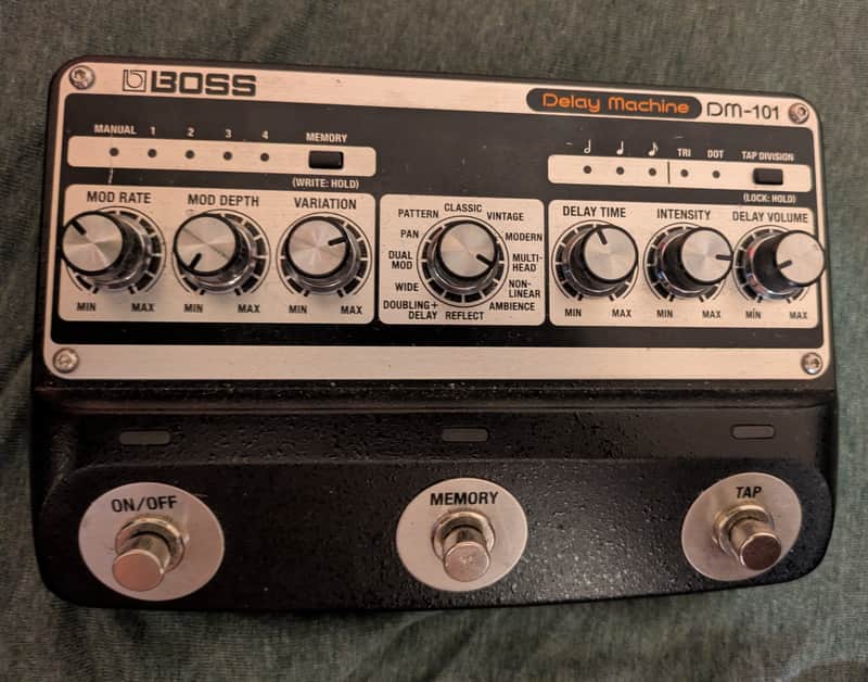 Boss DM-101 Delay Machine