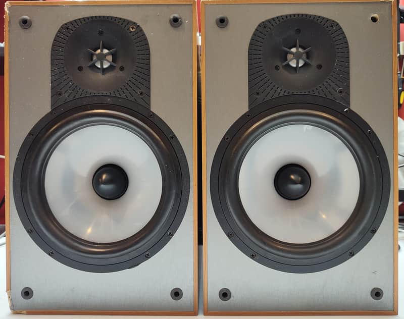 GOOD Paradigm Monitor 3 V4 V.4 Bookshelf Speakers - Tested & Sound Great - RARE image 1