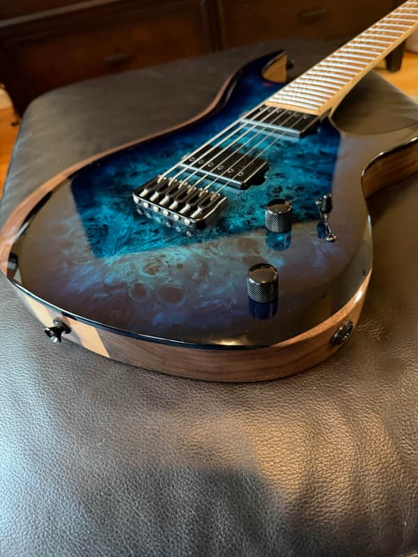Kiesel A2 2026 - Translucent aqua burst image 1