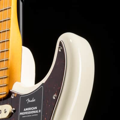 Fender American Professional II Stratocaster Olympic White image 12