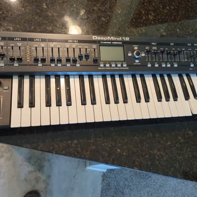 Behringer Deep Mind 12 2019