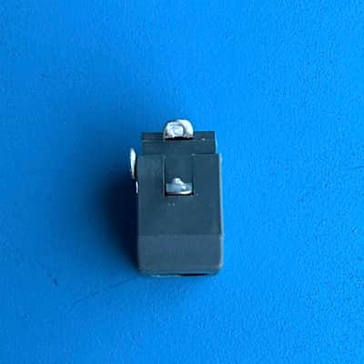 CASIO LK-92TV LK-100 Keyboard Part: Power Supply Adapter Jack Socket [Gray] image 4