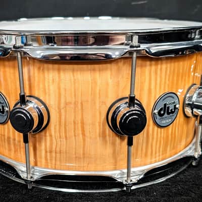 DW Curly Maple Collectors Exotic VLT Snare image 3