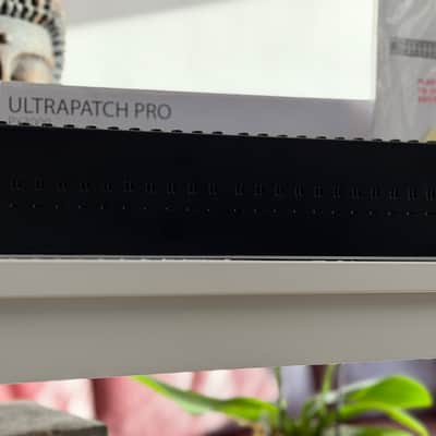 Behringer Ultrapatch Pro PX3000 48-Point TRS Patchbay 2004 - Present - Standard image 9