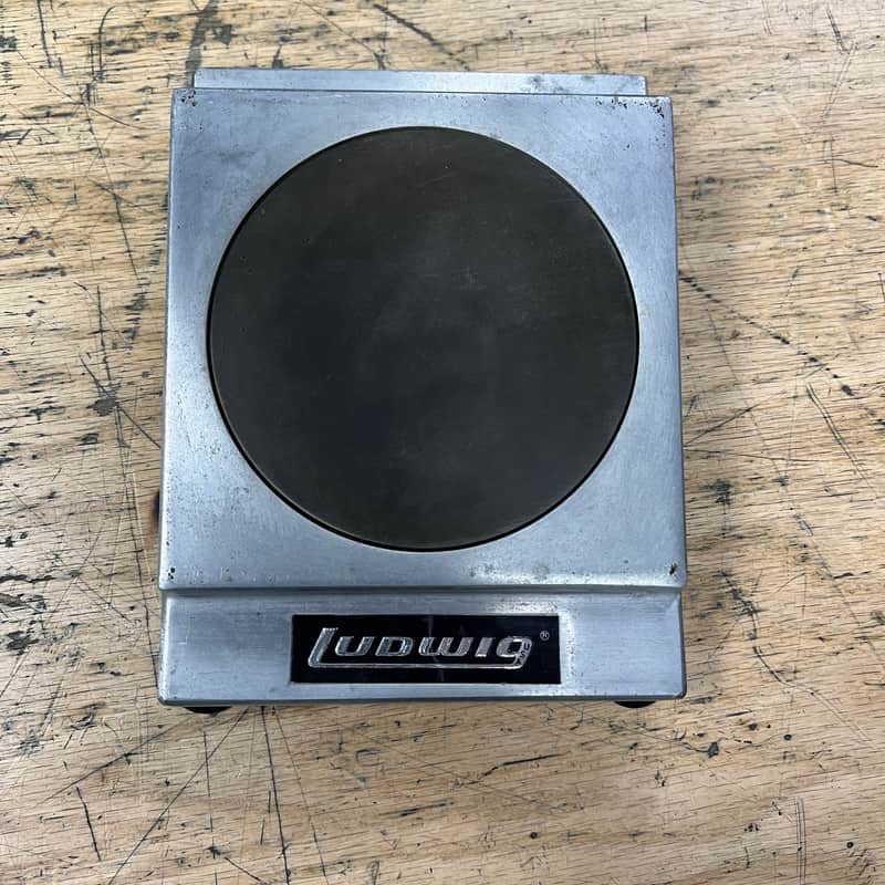 Vintage Ludwig 4050 Mountable Drum Percussion Practice Pad image 1