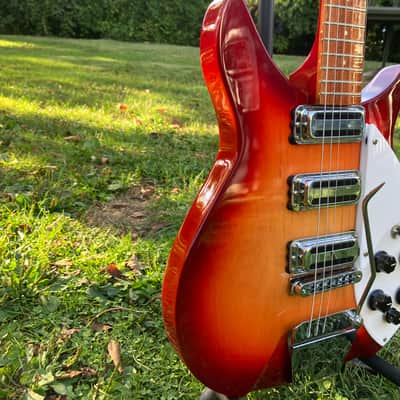 Rickenbacker 350/V63 - Fireglo image 4