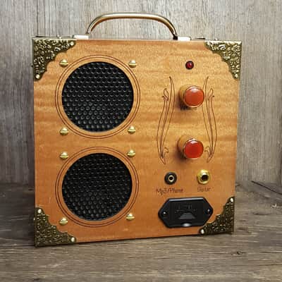 The "Delta Driver" Dual-Speaker, Dual-Input Cigar Box Amplifier - for MP3/Smartphones and/or Guitar! image 1