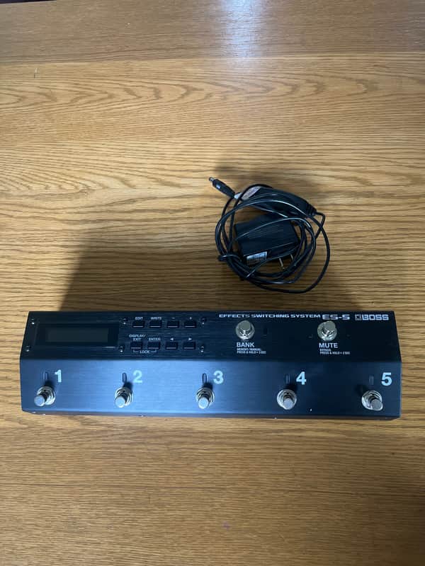 Boss ES-5 Effects Switching System