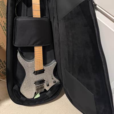 Quantum Industries Dual headless guitar gig bag TSA approved flight image 5