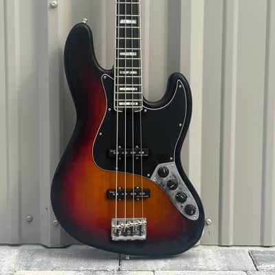 Fender American Elite Jazz Bass. @AIFG
