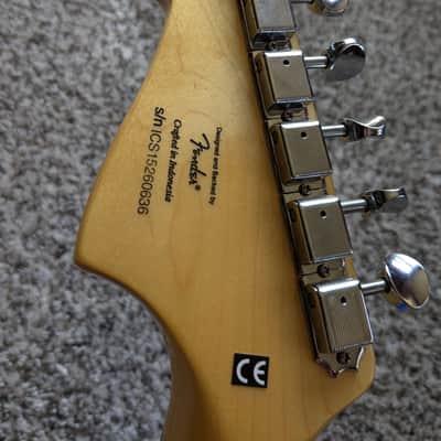 Squier Vintage Modified Jazzmaster with Rosewood Fretboard 2012 - 2017 - 3-Color Sunburst image 15