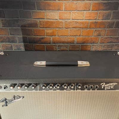 Fender Frontman 212R 2-Channel 100-Watt 2x12" Solid State Guitar Combo image 5