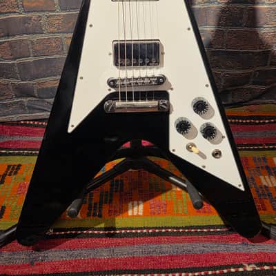 Gibson 2006 Flying V Ebony w/ Gibson Gig Bag & EMG James Hetfield Signature Humbuckers image 6