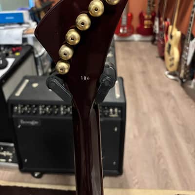 Gibson 2008 GOTM Reverse Explorer 2008 - Antique Walnut - REDUCED image 4