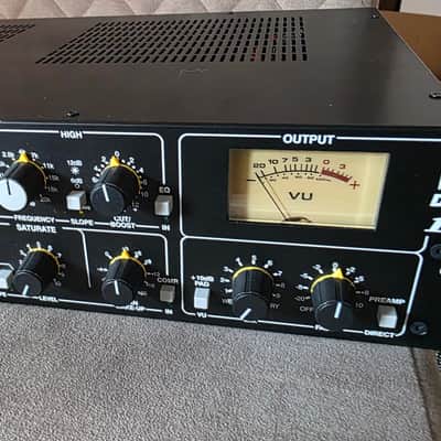 Drawmer 1977 Chanel Strip, Mic Preamp, Equalizer, Compressor and Saturator image 8