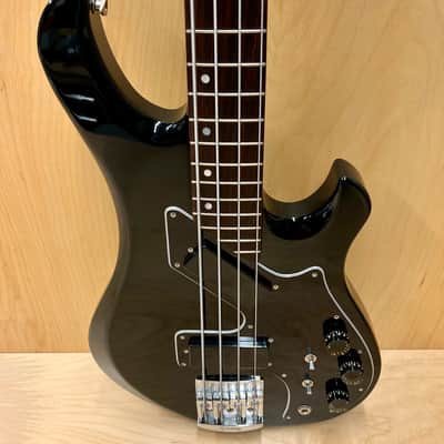GIBSON Victory Artist Bass! 1982 NEAR MINT CONDITION!! image 2