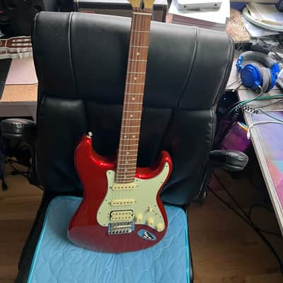Fender Deluxe Stratocaster HSS 2020 Candy Apple Red with Hard Case image 5