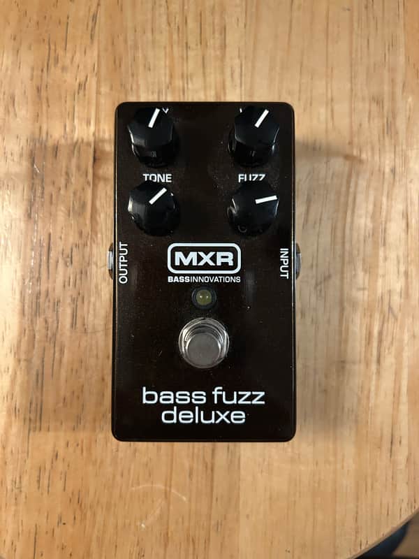 MXR M84 Bass Fuzz Deluxe